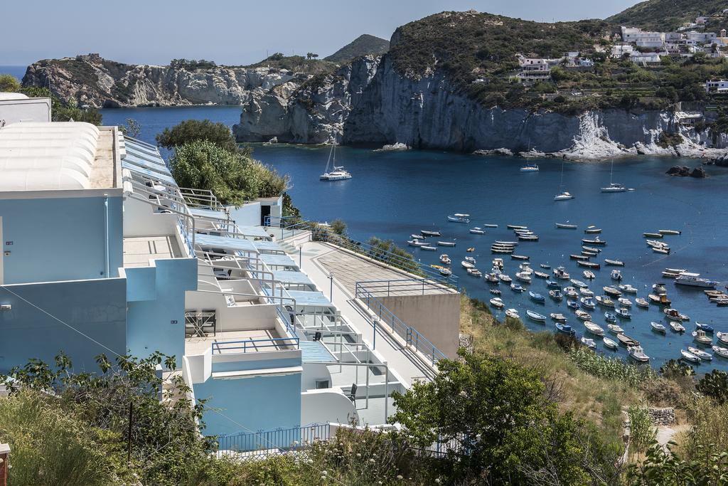 Magi - Appartamenti Maga Circe Ponza Exterior photo